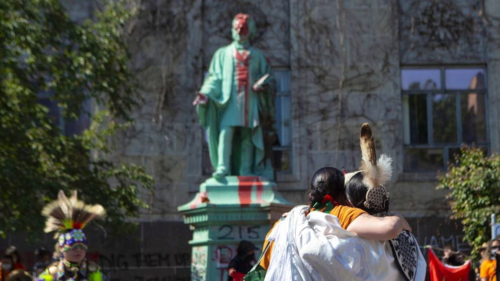 La statua di Egerton Ryerson è stata rimossa
