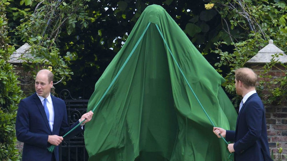 Diana wäre 60 geworden. William und Harry enthüllen die Statue ihrer Mutter