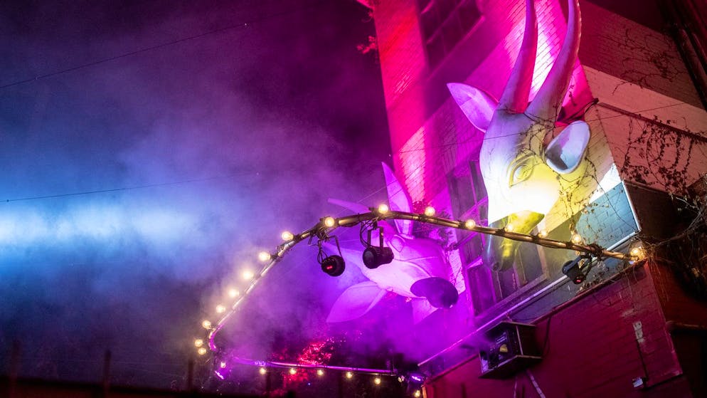 Der Eingang des Clubs Hive in Zuerich, aufgenommen am Freitag, 3. Juli 2020. (KEYSTONE/Ennio Leanza)