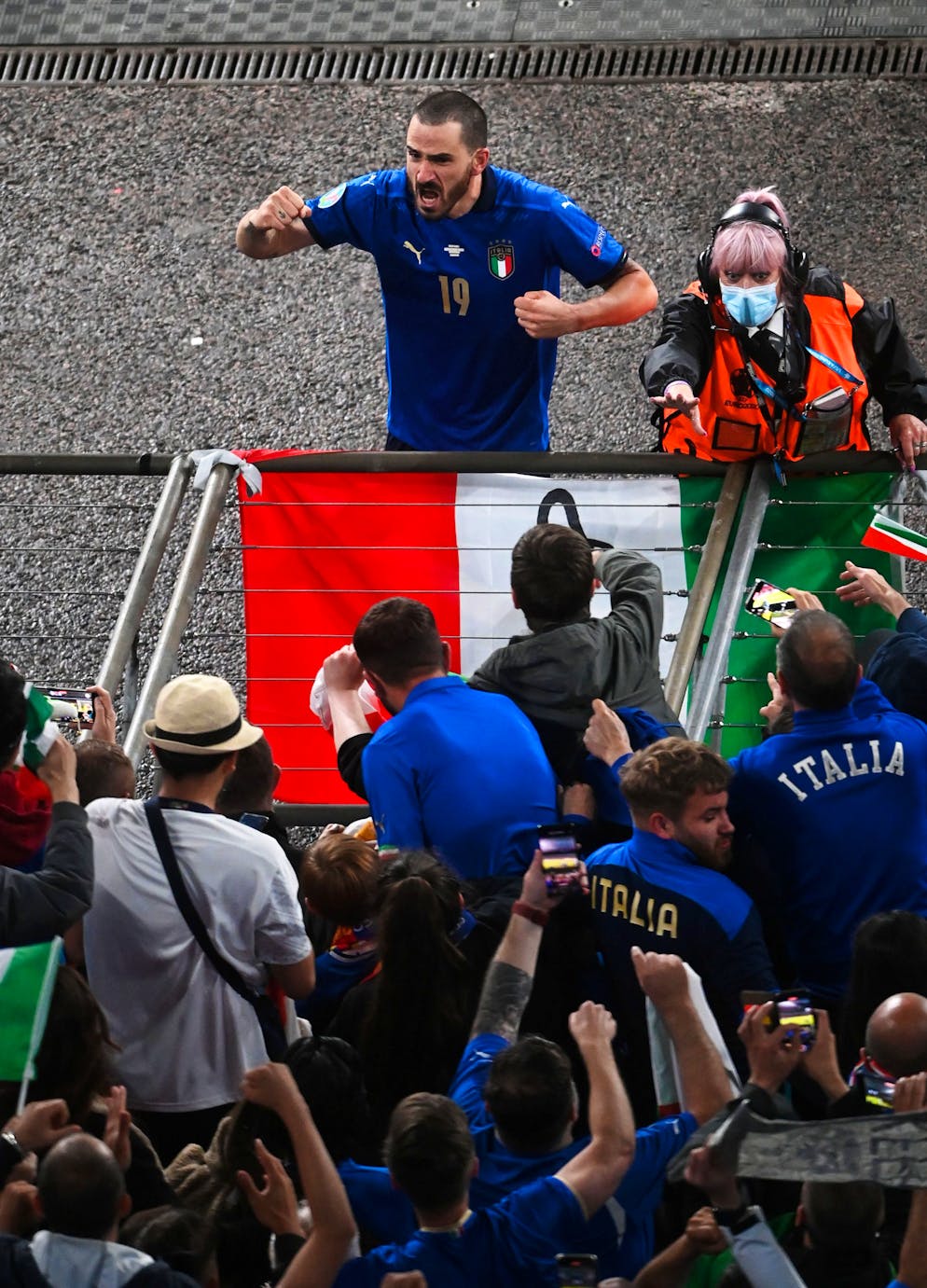 LONDON, ENGLAND - JULY 06: Leonardo Bonucci of Italy celebrates with the fans after victory in the UEFA Euro 2020 Championship Semi-final match between Italy and Spain at Wembley Stadium on July 06, 2021 in London, England. (Photo by Michael Regan - UEFA/UEFA via Getty Images)