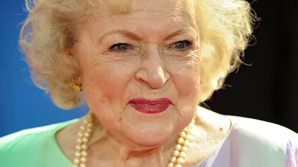 Alla soglia dei 100 anni. Addio a Betty White, icona della tv americana