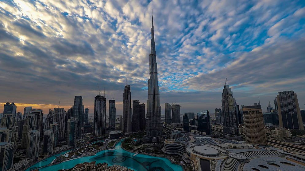 Aux Emirats arabes unis, des pluies diluviennes se sont abattues à travers le pays, notamment à Dubaï (photo) et Abou Dhabi. Le mauvais temps doit perdurer jusqu'à jeudi.