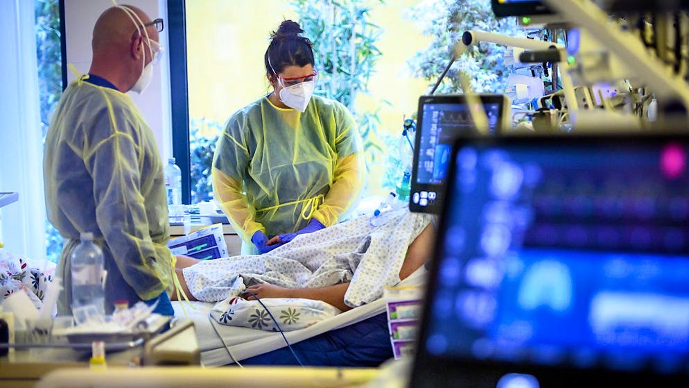 L'esperto teme una saturazione del sistema sanitario.
