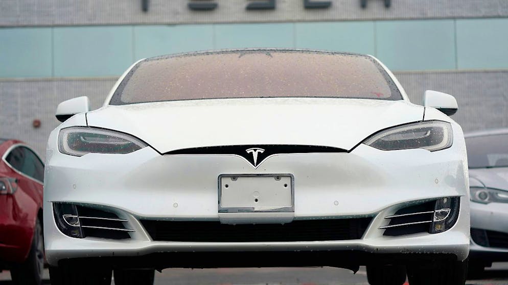 Il 2021 si è rivelato un ottimo anno per la casa automobilistica Tesla.