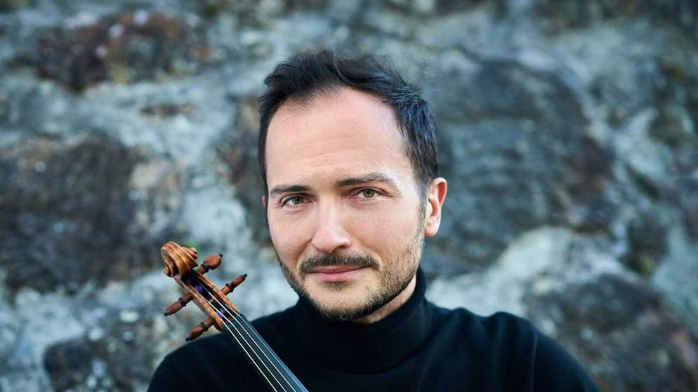 La spalla dell'OSI Robert Kowalski.