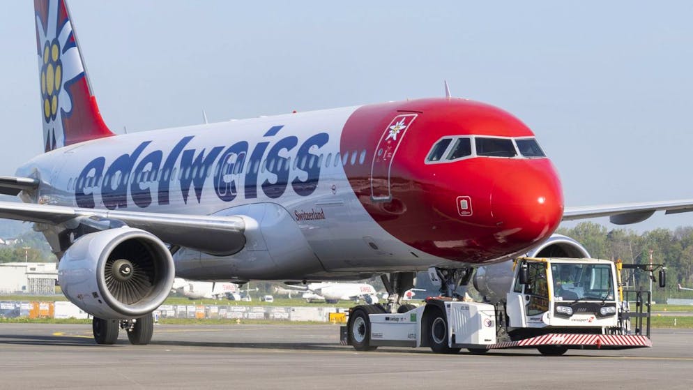 La filiale Edelweiss de la compagnie aérienne Swiss recrute 150 employés de cabine en vue de l'extension de son offre dès cet été (archives).