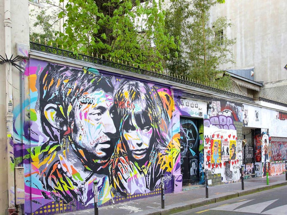 L'hôtel particulier du 5bis rue de Verneuil, où a vécu Serge Gainsbourg de 1969 à sa mort en 1991, ouvrira au public en mars prochain, comme l'ont confié Jane Birkin et Charlotte Gainsbourg au JDD.