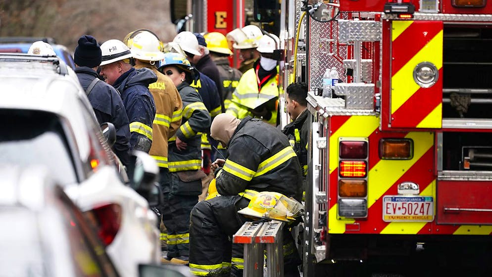 Treize personnes, dont sept enfants, sont mortes dans l'incendie d'un petit immeuble de logements en plein centre de Philadelphie.