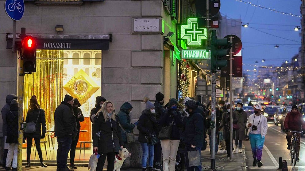 Le gouvernement italien a décidé mercredi d'instaurer l'obligation vaccinale pour toutes les personnes âgées de plus de 50 ans (image symbolique).