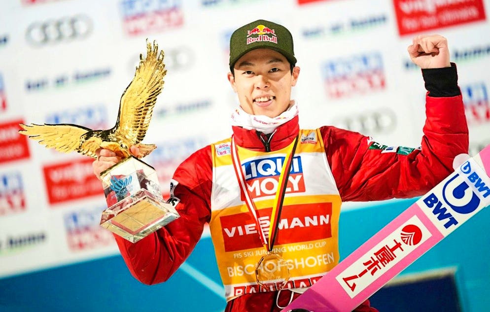 Kobayashi a remporté pour la deuxième fois après 2018/19 la Tournée des Quatre tremplins.