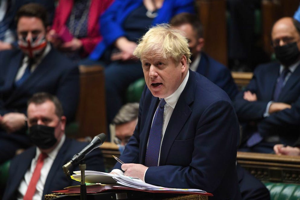 «Je veux aussi dire aux militants antivax», qui «mettent ce charabia sur les réseaux sociaux, qu'ils ont complètement tort», a déclaré Boris Johnson. (image d'illustration)