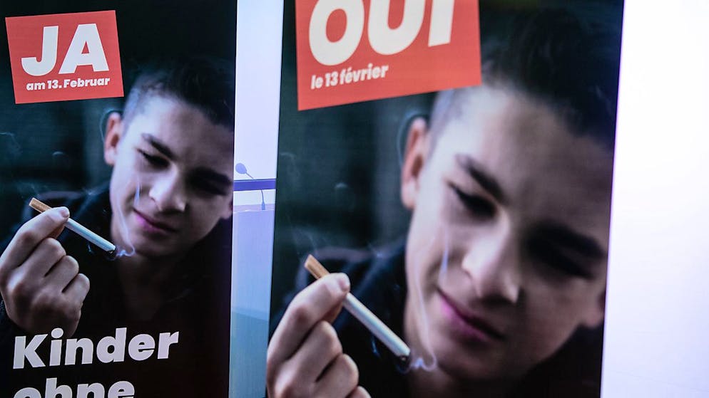 Les arguments du comité d'initiative "Oui à la protection des enfants et des jeunes contre la publicité pour le tabac" semblent porter leurs fruits (archives).
