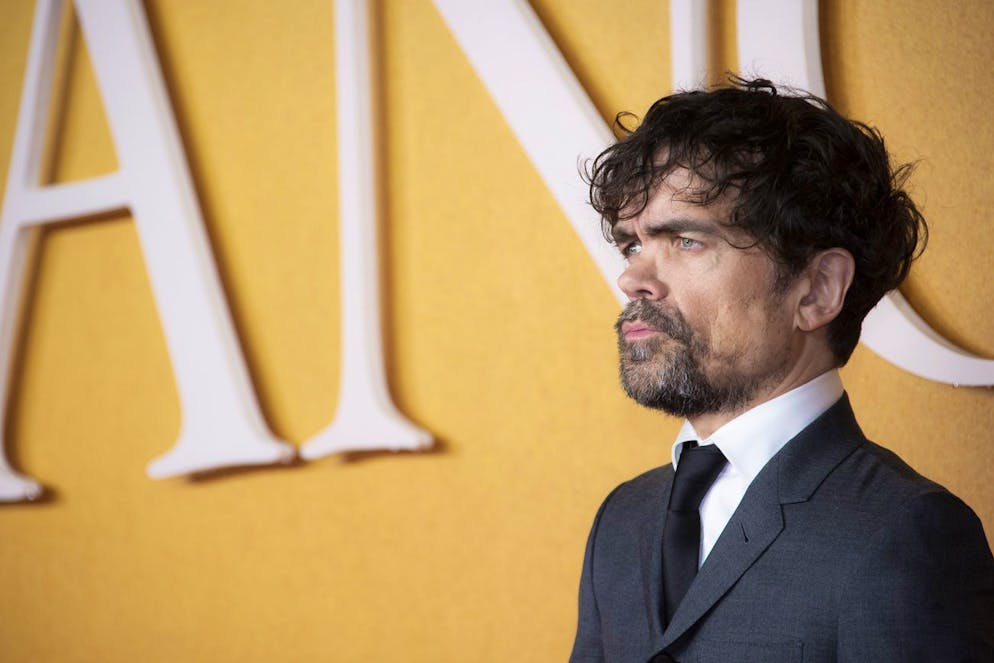Peter Dinklage est principalement connu pour son rôle dans la série Game of Thrones, où il incarne Tyrion Lannister.