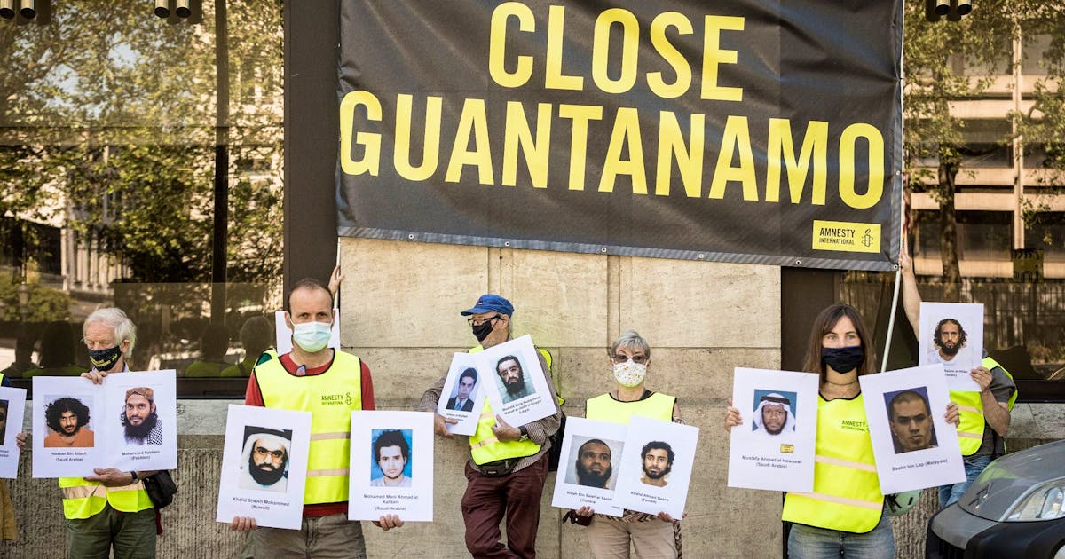 Activists urge Biden to close Guantánamo thumbnail