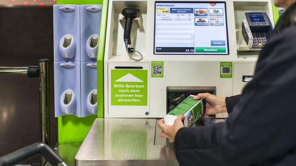New rules. Coop bans customers with shopping carts from self-checkout