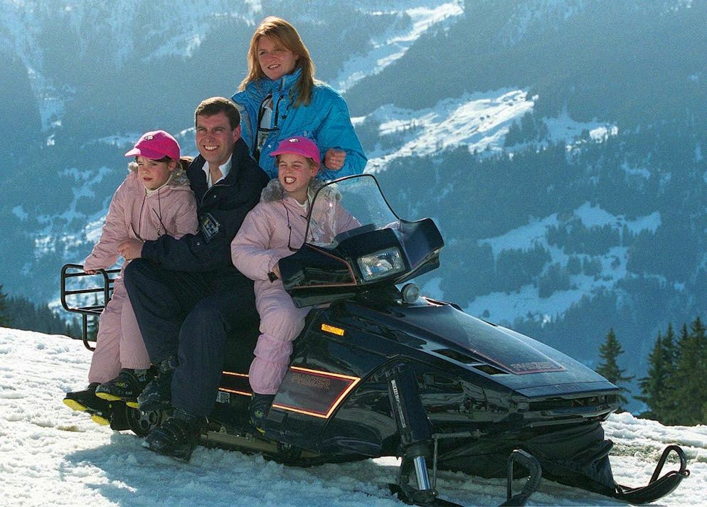 So leiden Beatrice und Eugenie unter den Vorwürfen gegen ihren Vater. Zehn Jahre lang dauerte die Ehe von Andrew und Sarah Ferguson.