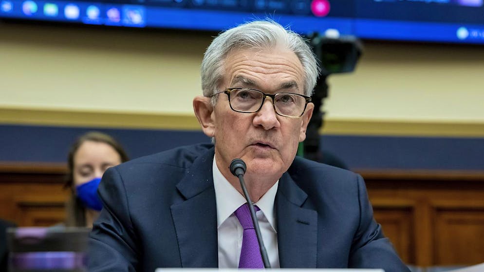 Dans son discours devant le Sénat qui doit confirmer son second mandat à la tête de la Fed, "Jay" Powell promet de tout mettre en oeuvre "pour empêcher l'inflation de s'enraciner" dans la première économie mondiale. (archives)