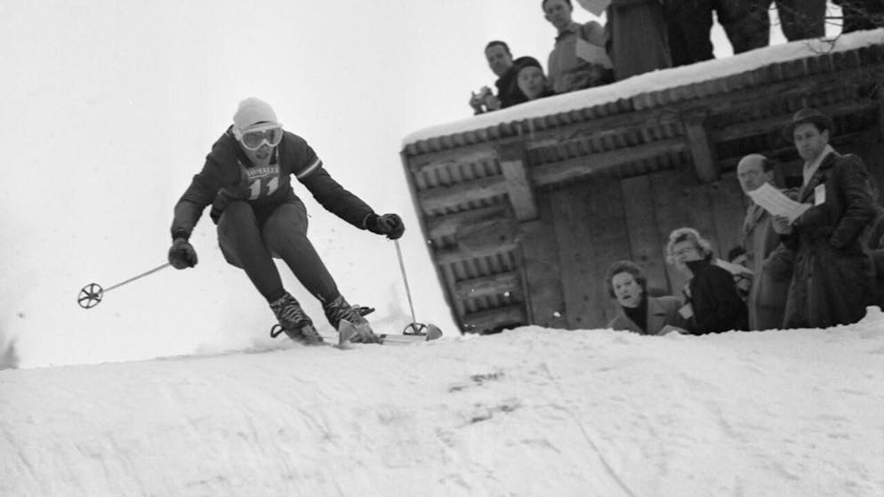 Nel 1958... nessuna mascherina sul volto dei pochi spettatori della discesa del Luberhorn.