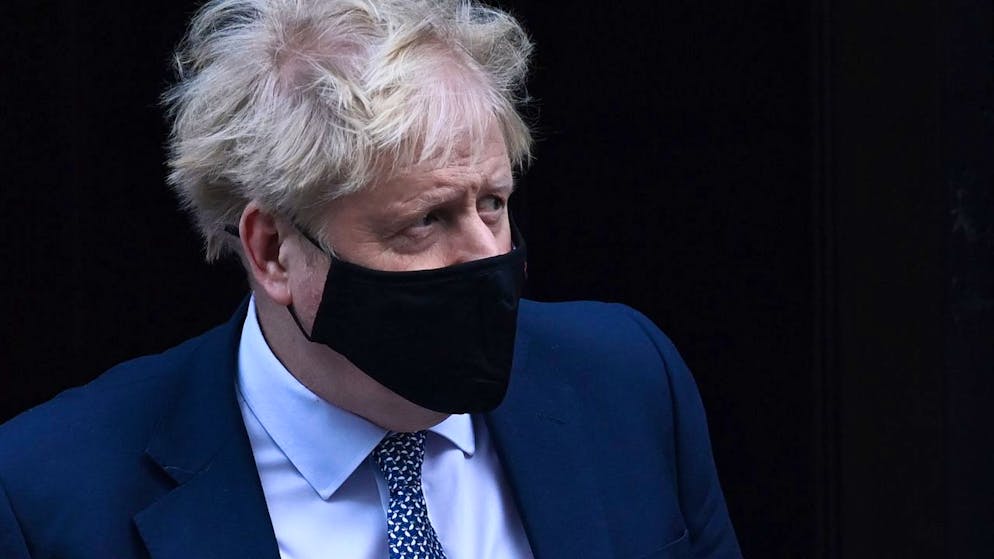 "Je présente mes excuses du fond du coeur", a lancé Boris Johnson.