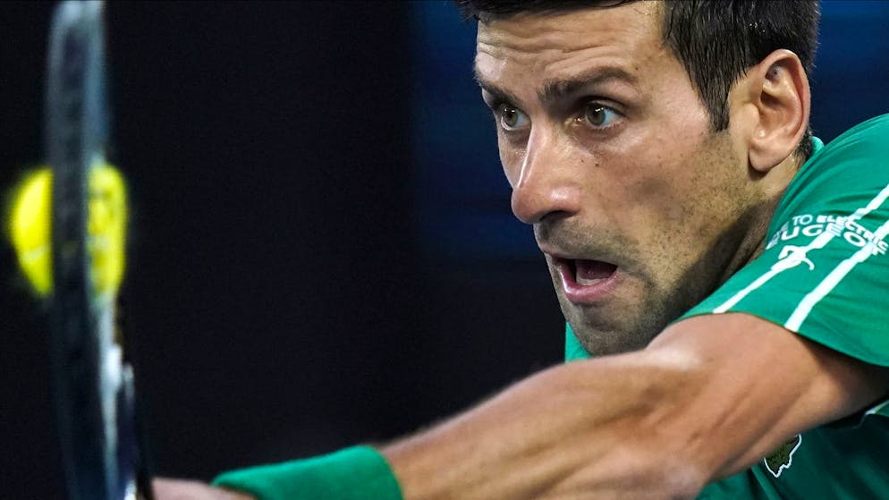 Il caso Djokovic. I commenti forti di due giornalisti e l'opinione di mamma Dijana