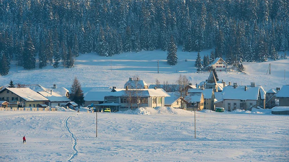 A 09h00 mercredi, il a fait -26,8 degrés à La Brévine (NE). Ce n'est toutefois pas un record de froid pour cette "Sibérie de la Suisse". (archives)