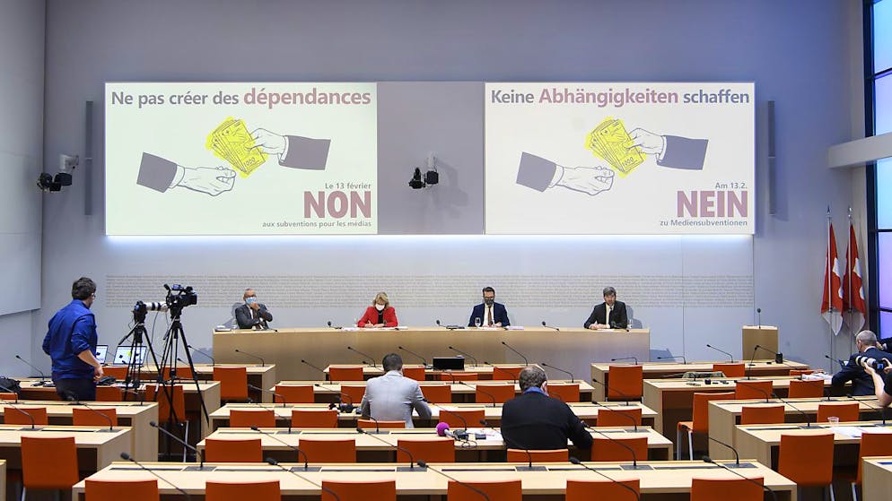 La conferenza stampa del comitato interpartitico contrario al pacchetto di misure in favore dei media