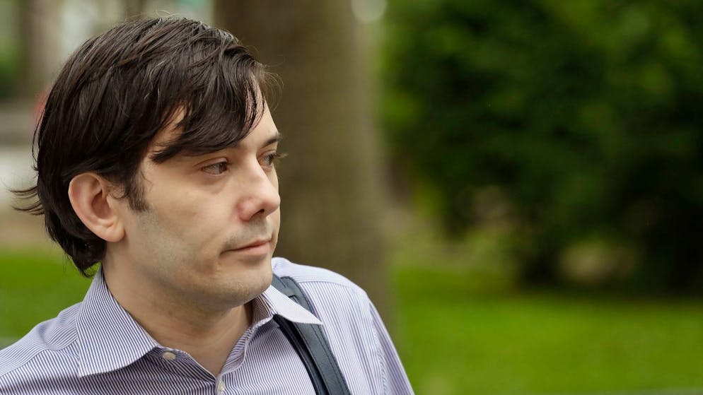 L'entrepreneur provocateur de la pharmacie Martin Shkreli doit reverser les profits qu'il a tiré de ses pratiques anticoncurrentielles, soit 65 millions de dollars. (archives)