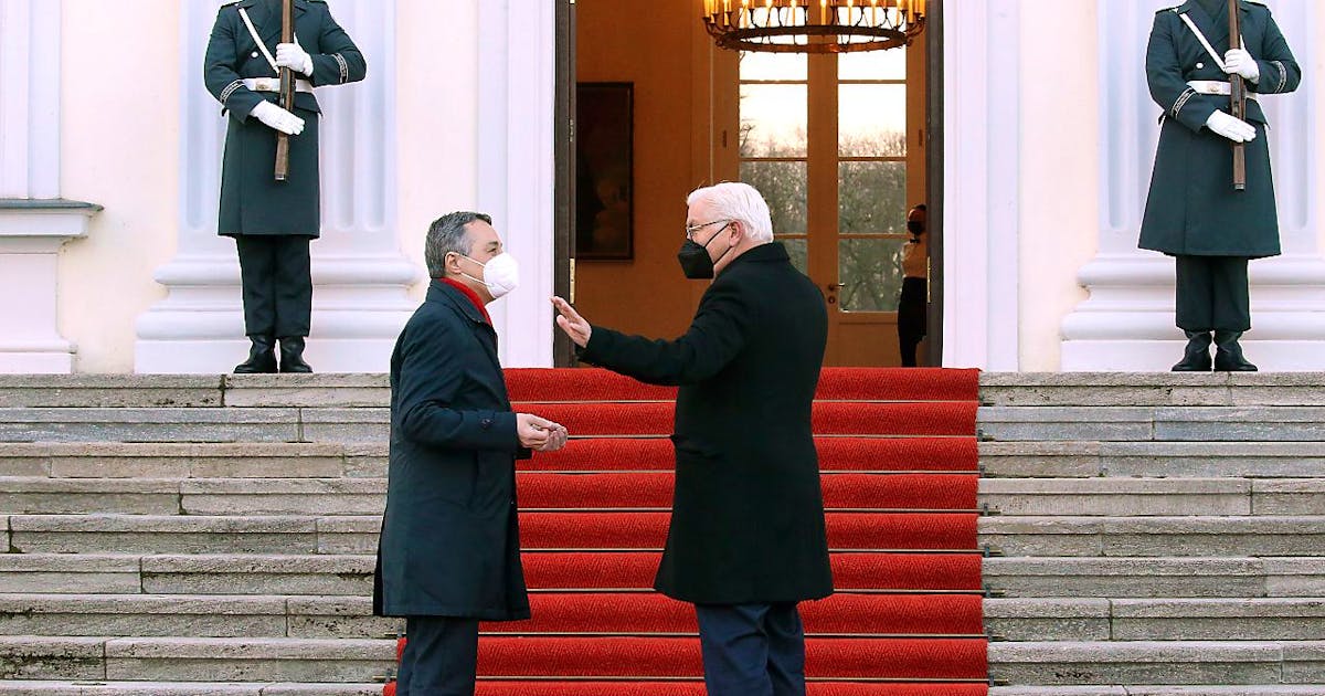 Steinmeier empfängt Schweizer Präsidenten Cassis thumbnail