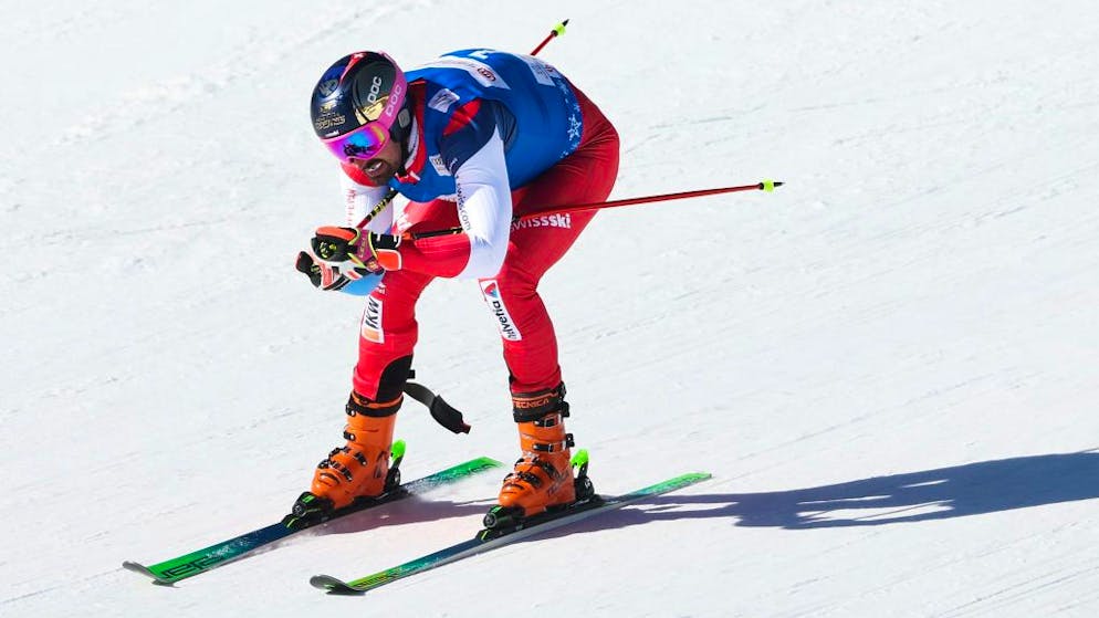 ZHANGJIAKOU, CHINA - NOVEMBER 25: Ryan Regez of Switzerland competes in the Men's Ski Cross preliminary of Audi FIS Cross World Cup 2022 at Genting snow park on November 25, 2021 in Zhangjiakou, China. (Photo by Lintao Zhang/Getty Images)