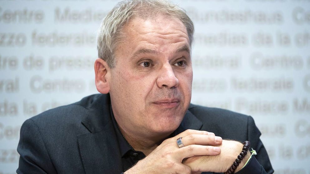 Patrick Mathys, Leiter Sektion Krisenbewaeltigung und internationale Zusammenarbeit, Bundesamt fuer Gesundheit BAG, spricht an einem Point de Presse zur Covid 19 Situation, am Dienstag, 26. Oktober 2021, in Bern. (KEYSTONE/Peter Schneider)