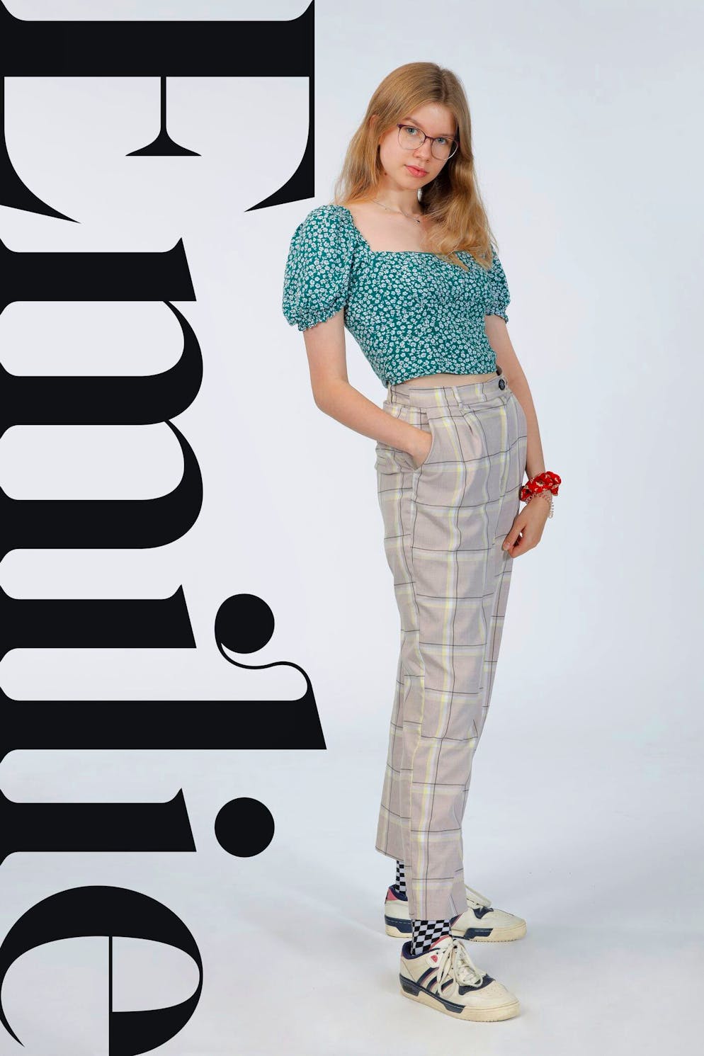 Das sind die «GNTM»-Kandidatinnen 2022. Emilie (19) aus Tafers: Emilie kommt aus der Schweiz und spricht sechs Sprachen (Deutsch, Koreanisch, Italienisch, Englisch, Schweizerdeutsch und Französisch). Die Schülerin ist eine echte Cineastin.