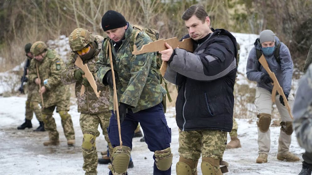 Freiwillige beim Training mit der ukrainische Armee am 29. Januar in Kiew.