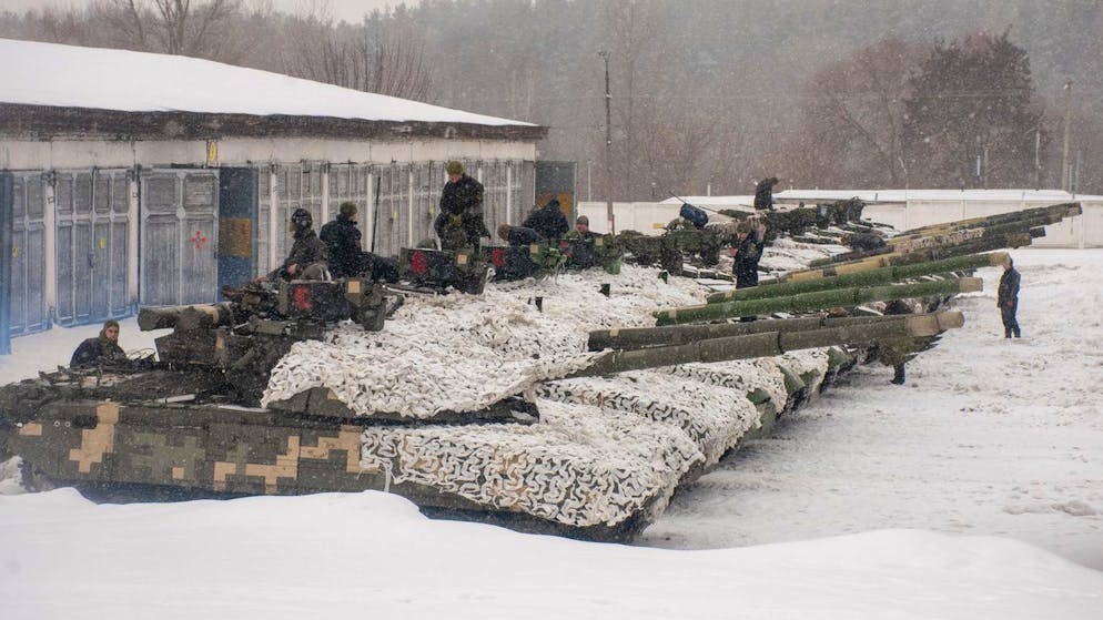 Ukrainische Panzer nahe der Stadt Charkiw am 31. Januar.