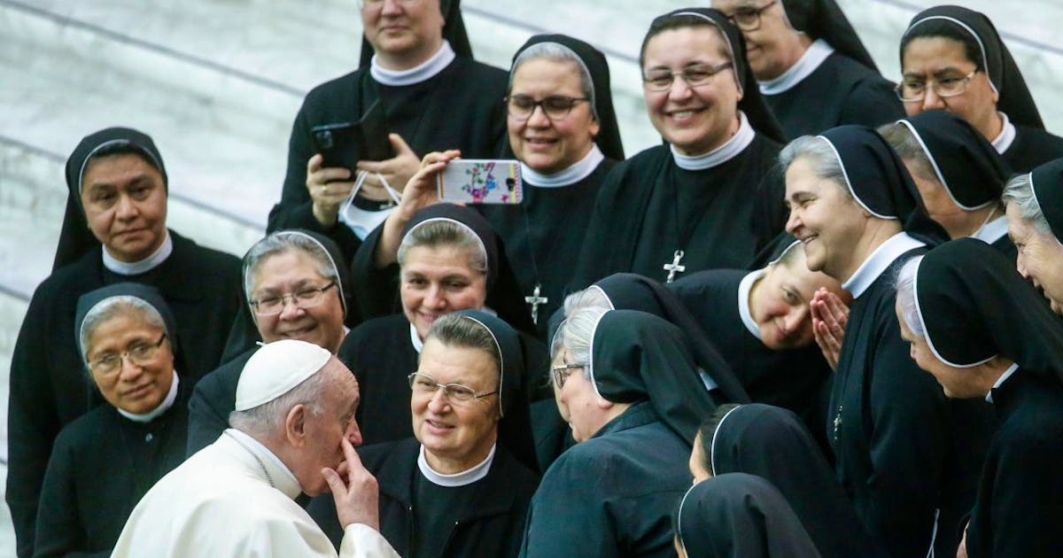 Papst ruft Nonnen zum Kampf gegen ungerechte Behandlung auf thumbnail