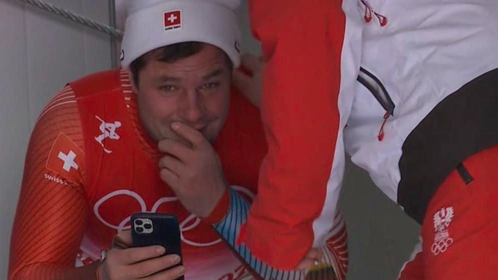 Le lacrime di Beat Feuz. «Con questo oro non c'è nulla in discesa che io non abbia vinto. È incredibile»