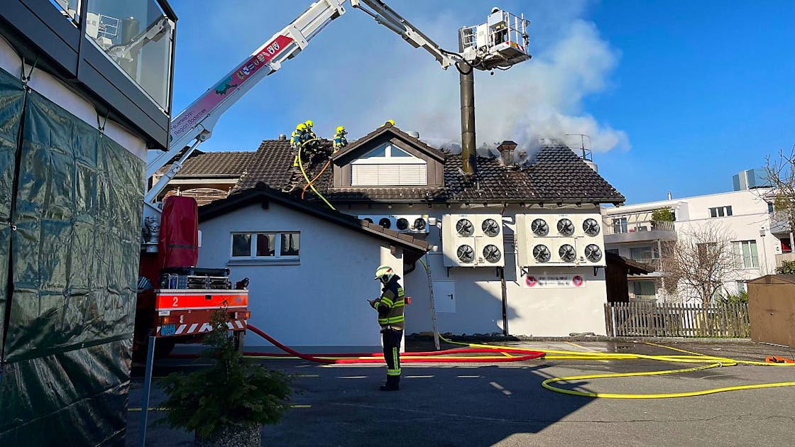 Millionenschaden Nach Brand In Auricher Café – Ursache Wohl In Der Küche - wqur3pf