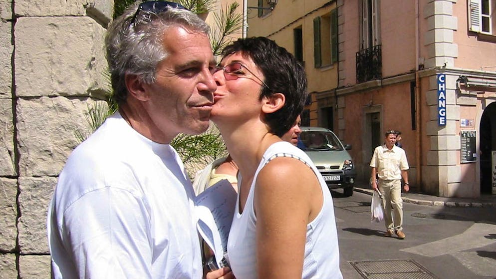 Sexualstraftäter mit Promi-Netzwerk. Epstein-Akte wird geöffnet, nun kommen 180 Namen ans Licht