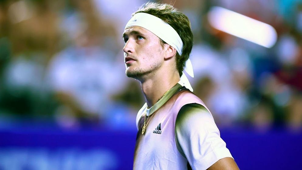 epa09776504 Alexander Zverev of Germany looks on during his match against Jenson Brooksby of the USA in round of 32 of the Mexican Open tennis tournament in Acapulco, Mexico, 22 February 2022. EPA/DAVID GUZMAN GONZALEZ