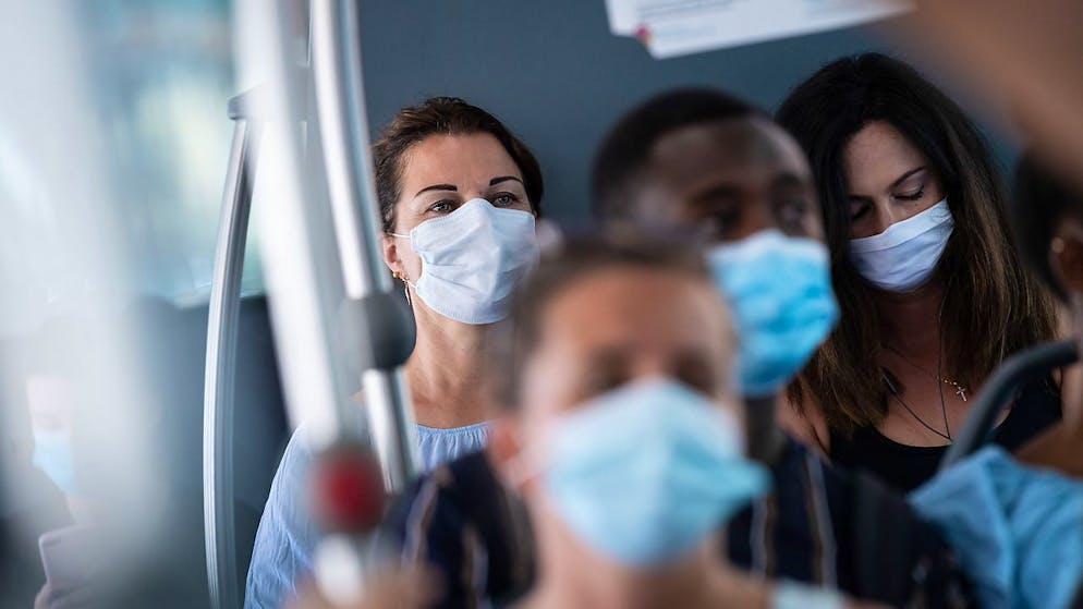 Ende aller Corona-Massnahmen. Kann ich mit einer Infektion aus dem Haus?