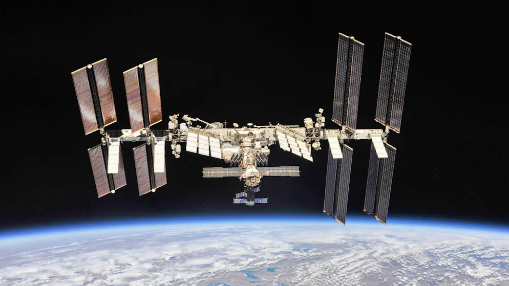 Die Internationale Raumstation: Die Nasa will bei Flügen zur ISS trotz dem Krieg in der Ukraine wieder aufnehmen. (Archiv)
