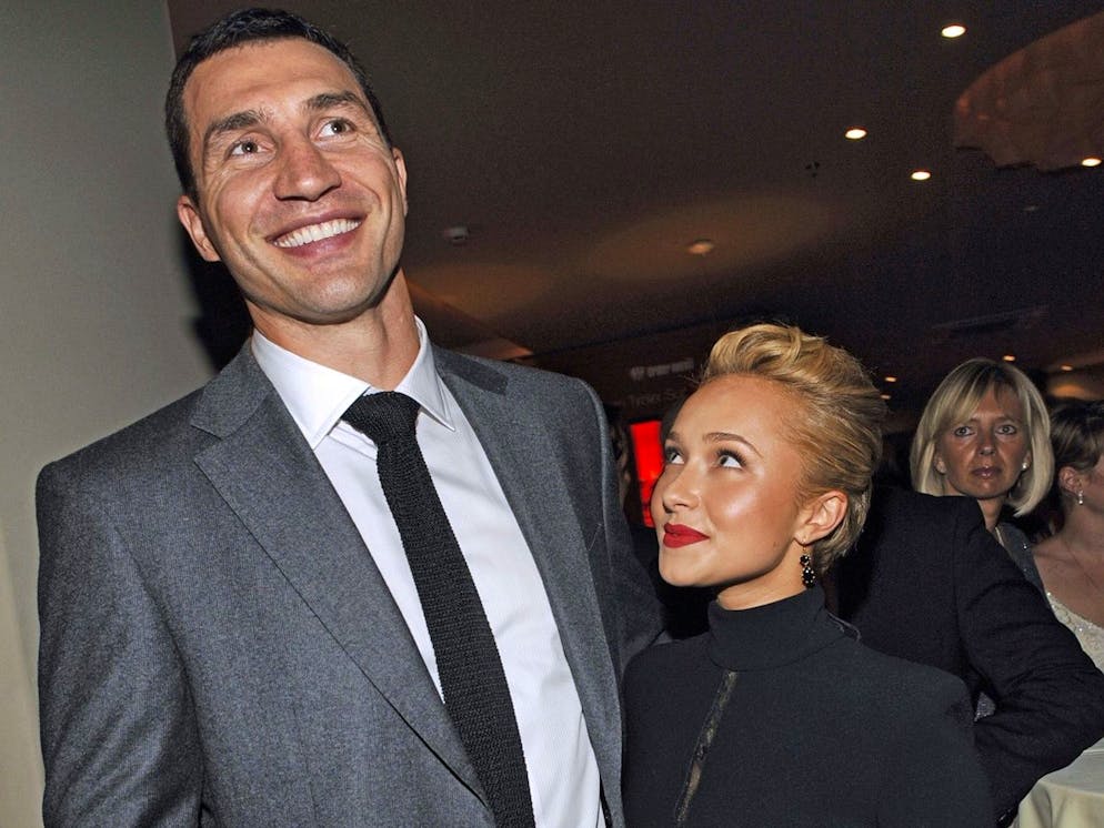 Hayden Panettiere trauert um ihren Bruder. Hayden Panettiere war über mehrere Jahre mit Wladimir Klitschko liiert, die beiden haben eine gemeinsame Tochter. Im August 2018 haben sie sich freundschaftlich getrennt.