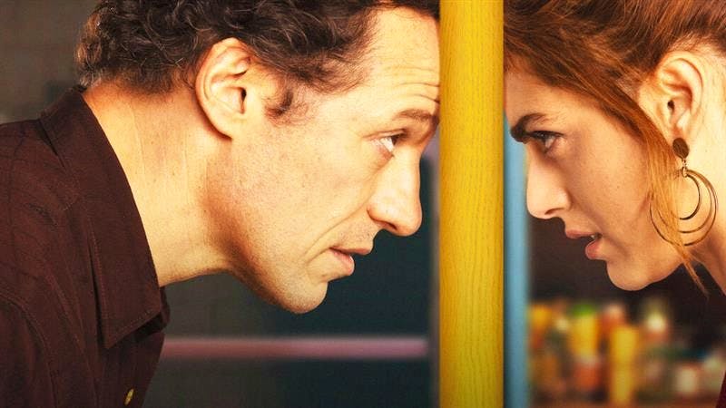 Clara (Miriam Leone) und Diego (Stefano Accorsi) wollen ein Restaurant eröffnen, dabei kommen ihnen jedoch ihre psychischen Probleme immer wieder in die Quere.