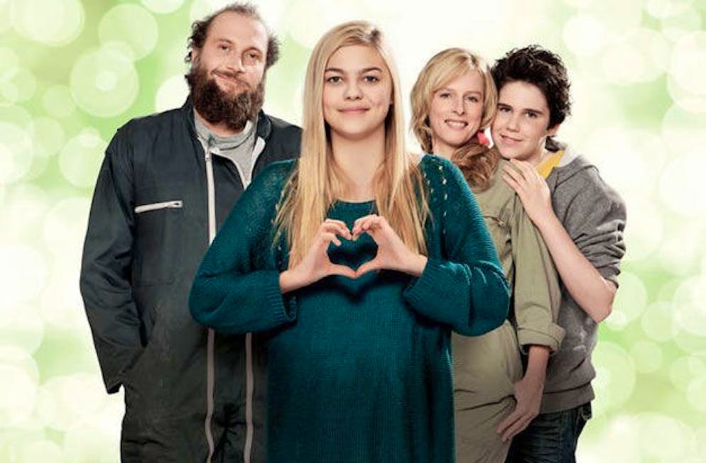 La famille. La famille Bélier трейлер. La famille фото. La famille Сочи. Reserved la famille.