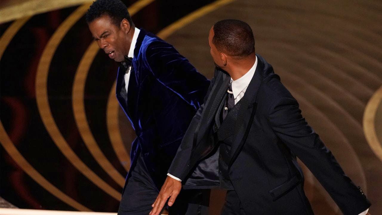 Diese Szene überschattete die ganze diesjährige Oscar-Zeremonie: Will Smith ohrfeigte den Komiker Chris Rock.&nbsp;