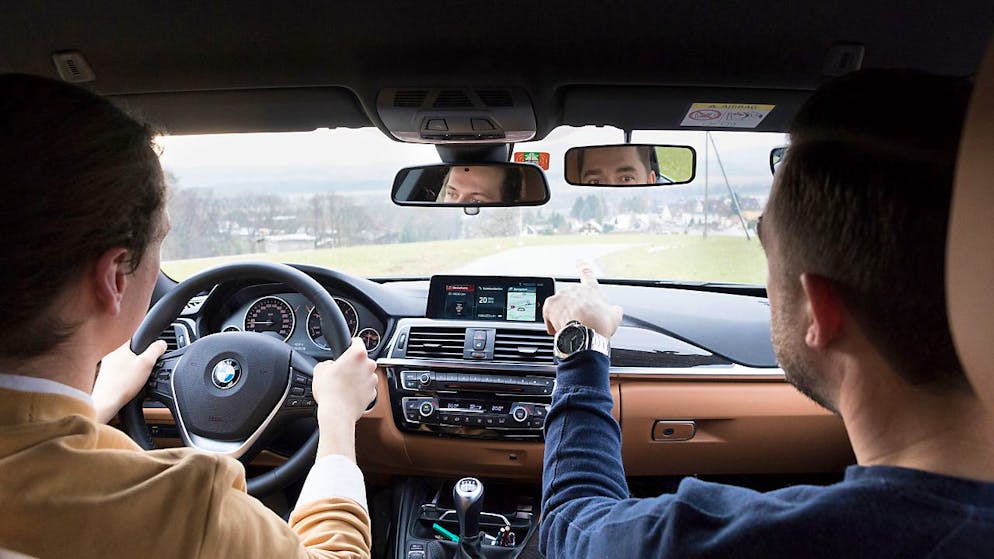Actuellement, un jeune en conduite accompagnée peut déjà passer le permis B à 17 ans, mais n'a le droit de prendre le volant par lui-même que le jour de ses 18 ans. (image symbolique).