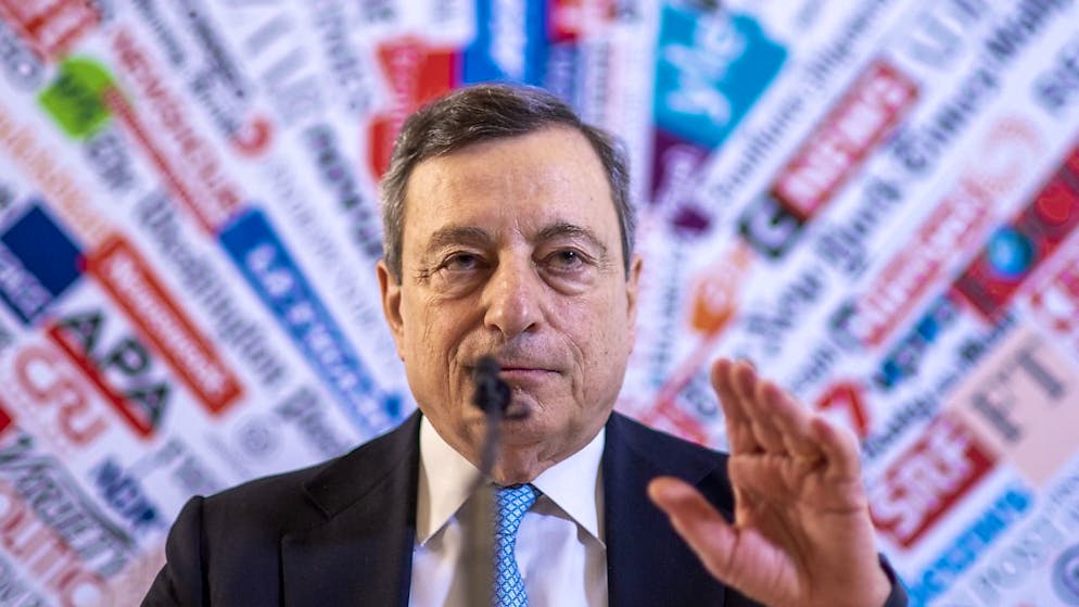 Il premier italiano Mario Draghi è risultato positivo al coronavirus.