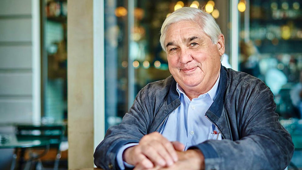 Jacky Donatz, che ha frequentato la scuola a Samedan, in Engadina Alta (GR), ha fatto l'apprendistato come cuoco nei ristoranti dell'aeroporto di Zurigo-Kloten dal 1967 al 1969. (Immagine d'archivio del 2017)