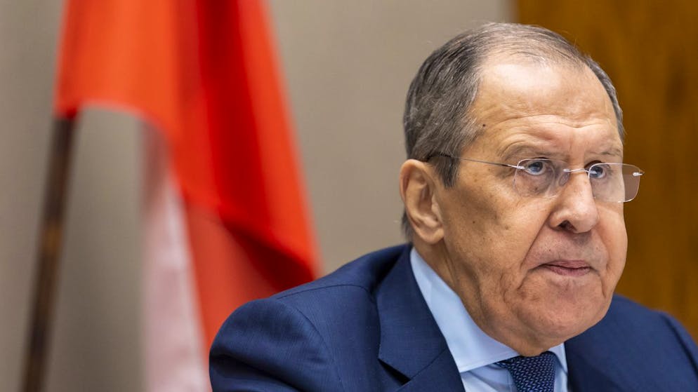 Russian Foreign Minister Sergei Lavrov, gestures during a press conference following talks with US counterpart on soaring tensions over Ukraine, in Geneva, Switzerland, Friday, January 21, 2022. (KEYSTONE / Jean-Christophe Bott)