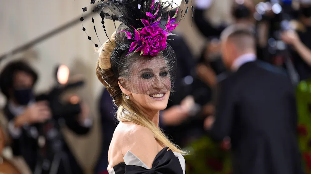 Sarah Jessica Parker turns 60. A look back at her unforgettable looks - from Carrie Bradshaw to today