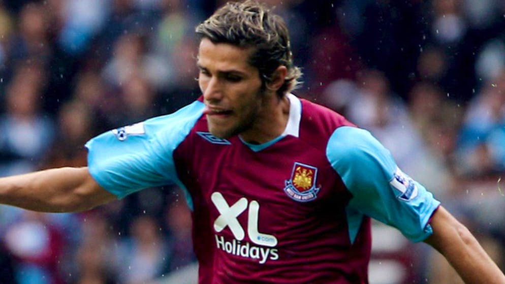 Schweizer mit Vergangenheit bei Frankfurt oder West Ham. Valon Behrami, 2008 bis 2011 bei West Ham, 63 Spiele, 5 Tore.